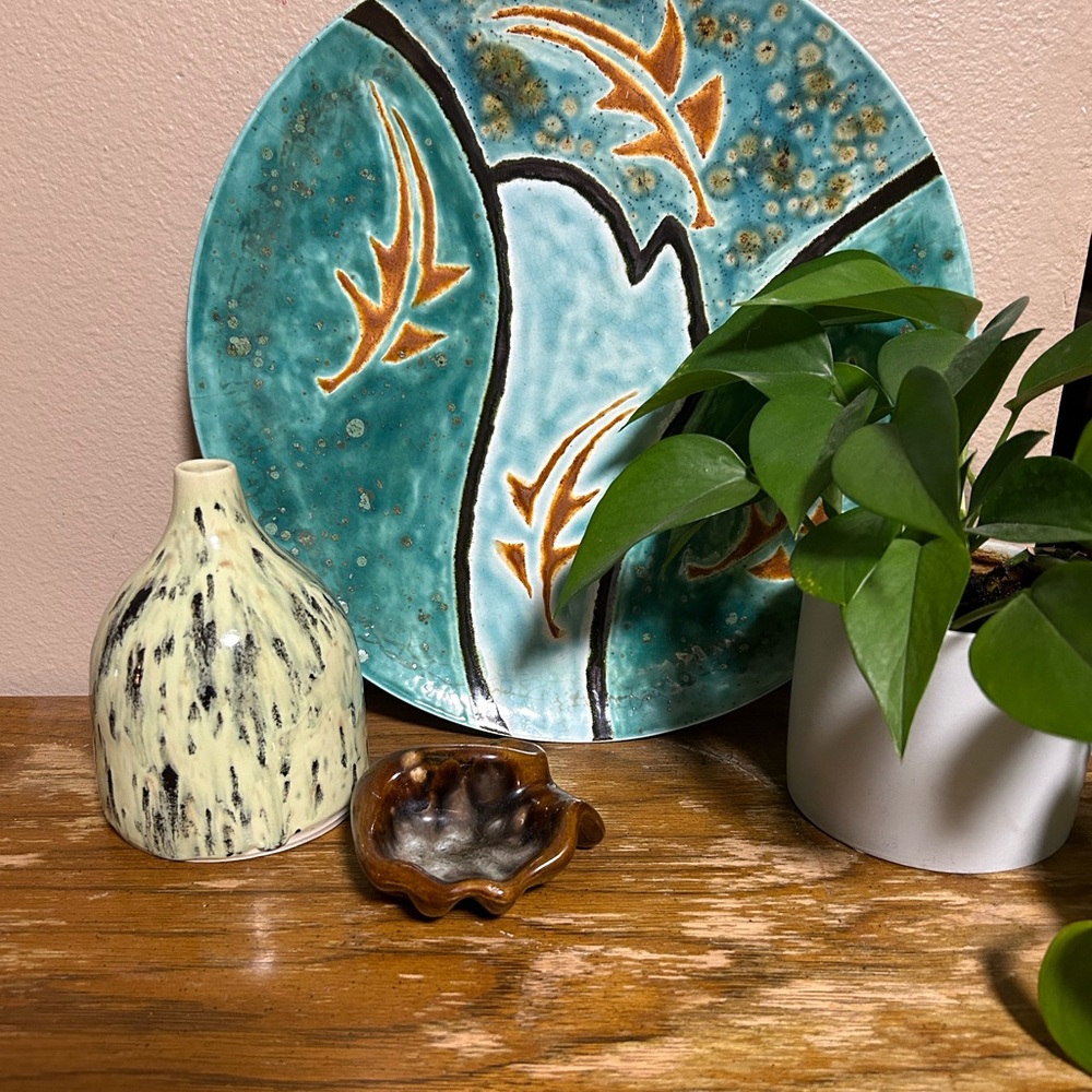 Small Handmade Artistry Pottery Vase Glazed Earth Tones Green Brown Highlights